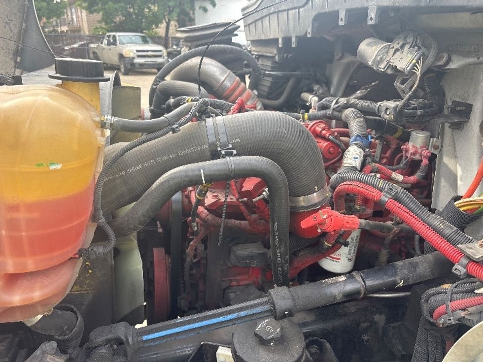 Medium Duty Box Truck-Light and Medium Duty Trucks-International-2023-MV607-Houston-TX-95,623\n\t\tmiles-$ 74,750 - Image 22