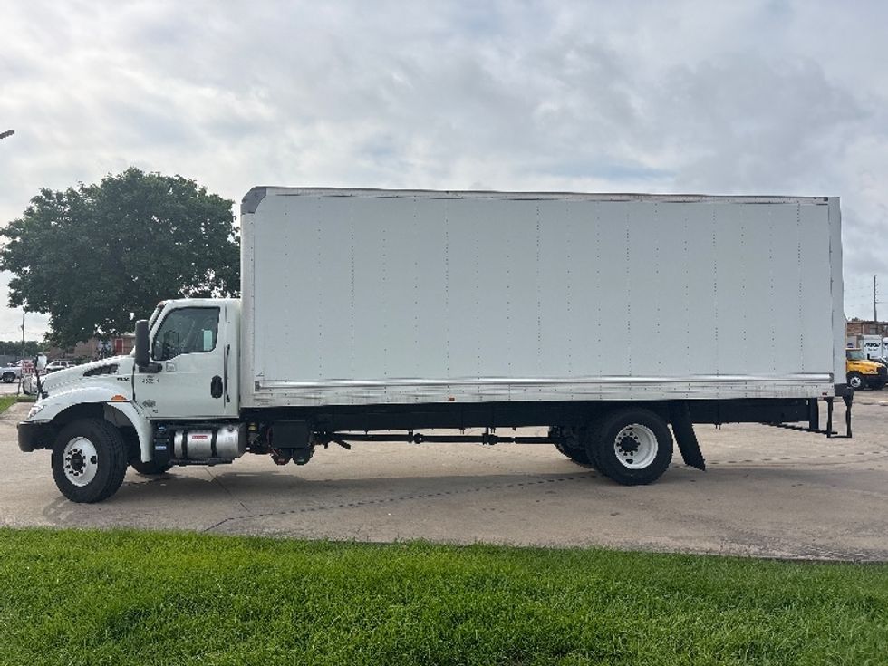 Medium Duty Box Truck-Light and Medium Duty Trucks-International-2023-MV607-Houston-TX-95,623\n\t\tmiles-$ 74,750 - Image 4
