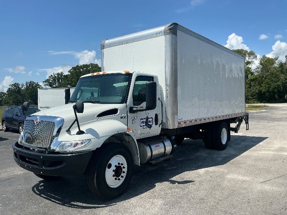 Medium Duty Box Truck-Light and Medium Duty Trucks-International-2023-MV607-Jacksonville-FL-135,707\n\t\tmiles-$ 62,750 - Image 3