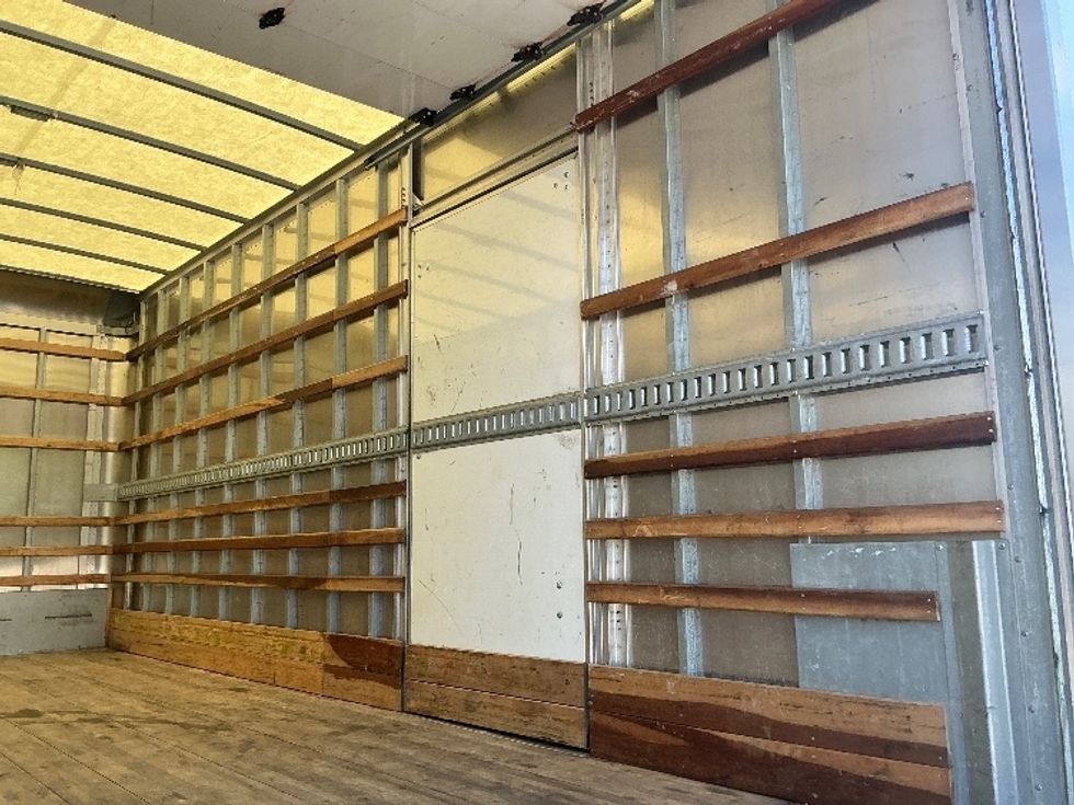 Medium Duty Box Truck-Light and Medium Duty Trucks-International-2023-MV607-Jacksonville-FL-135,707\n\t\tmiles-$ 62,750 - Image 12