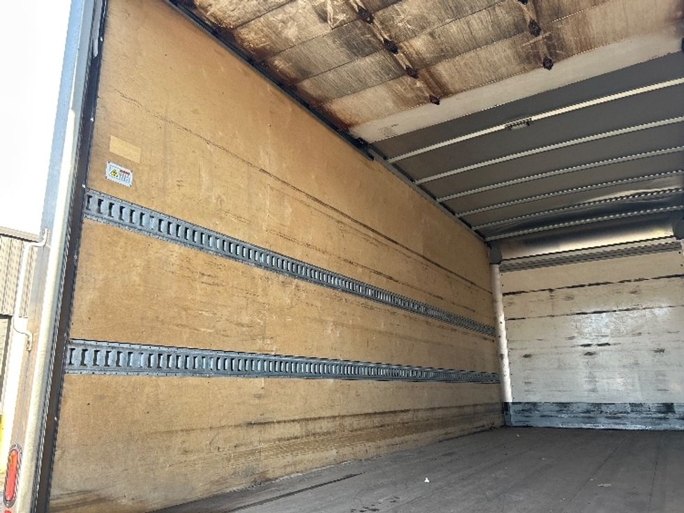 Medium Duty Box Truck-Light and Medium Duty Trucks-International-2023-MV607-Jessup-PA-283,888\n\t\tmiles-$ 30,250 - Image 10