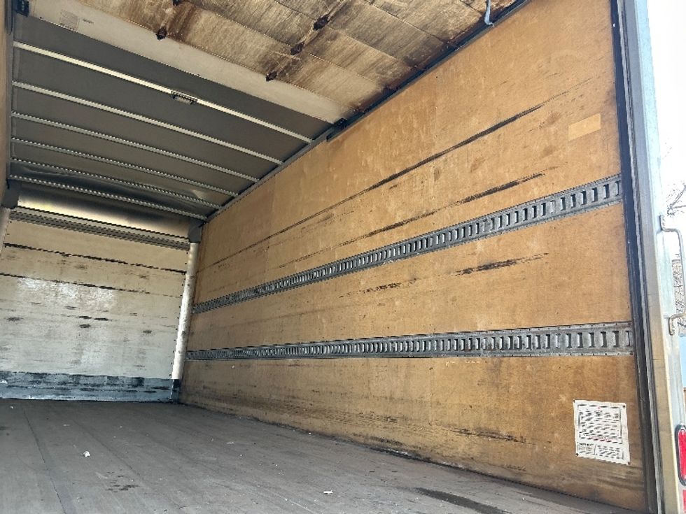Medium Duty Box Truck-Light and Medium Duty Trucks-International-2023-MV607-Jessup-PA-283,888\n\t\tmiles-$ 30,250 - Image 11