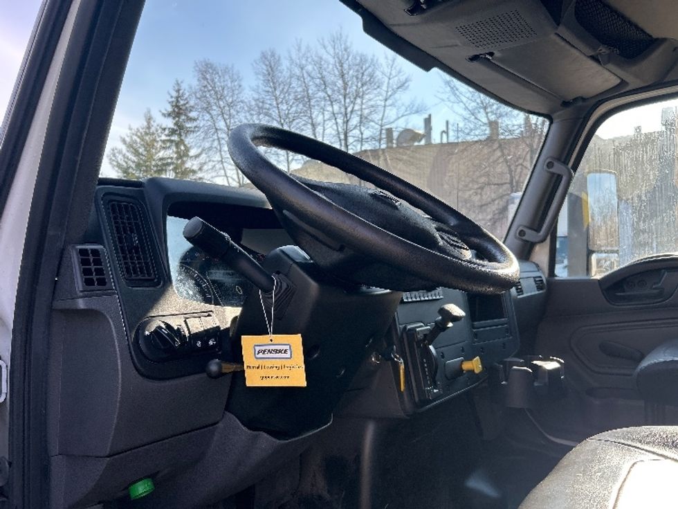 Medium Duty Box Truck-Light and Medium Duty Trucks-International-2023-MV607-Jessup-PA-283,888\n\t\tmiles-$ 30,250 - Image 16