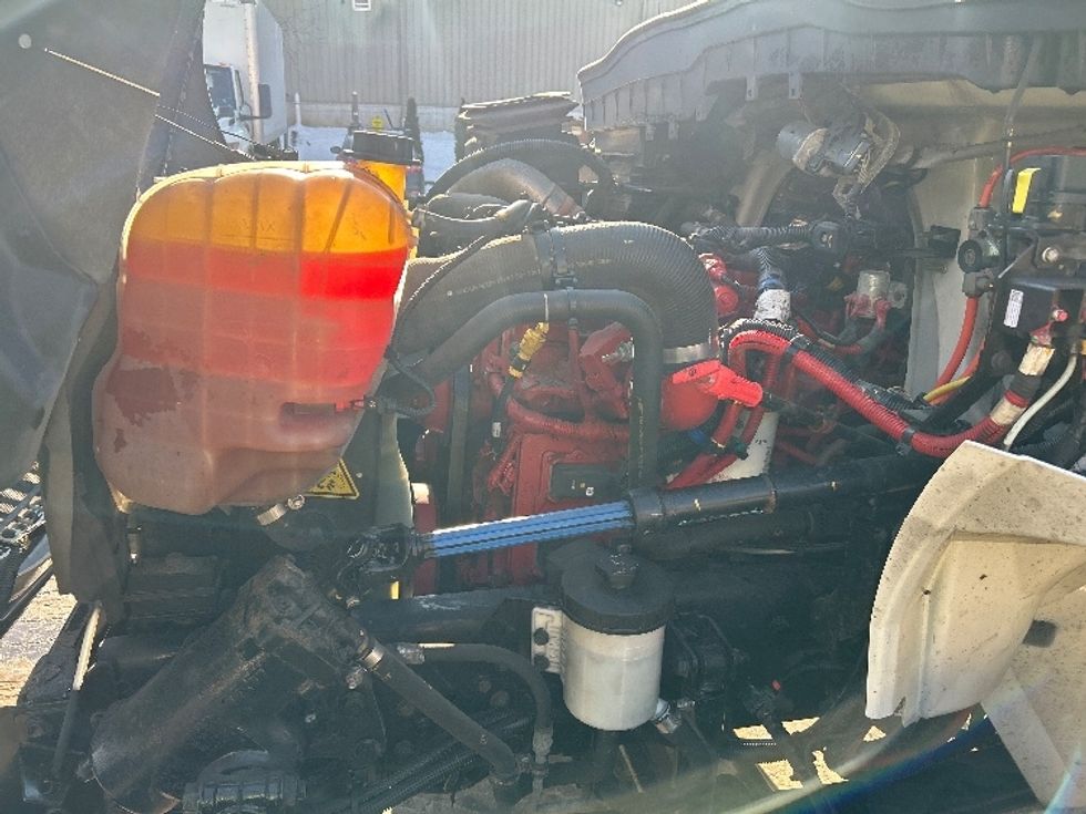 Medium Duty Box Truck-Light and Medium Duty Trucks-International-2023-MV607-Jessup-PA-283,888\n\t\tmiles-$ 30,250 - Image 23