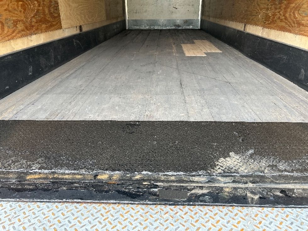 Medium Duty Box Truck-Light and Medium Duty Trucks-International-2023-MV607-La Mirada-CA-179,584\n\t\tmiles-$ 64,500 - Image 10