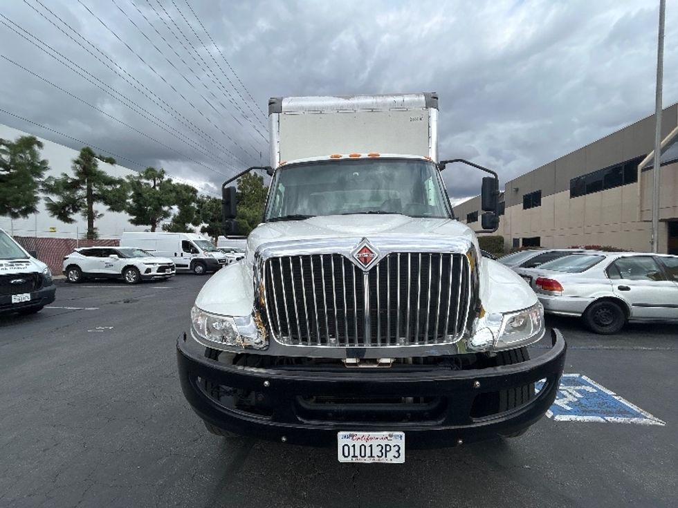 Medium Duty Box Truck-Light and Medium Duty Trucks-International-2023-MV607-La Mirada-CA-179,584\n\t\tmiles-$ 64,500 - Image 2
