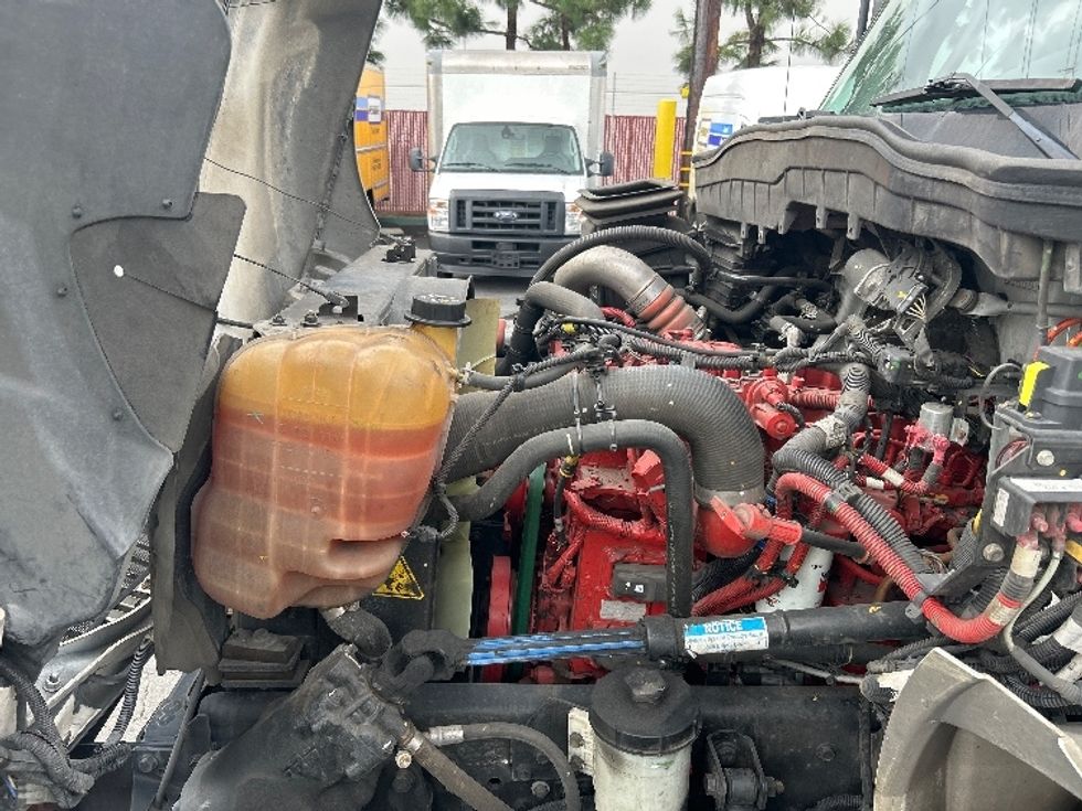 Medium Duty Box Truck-Light and Medium Duty Trucks-International-2023-MV607-La Mirada-CA-179,584\n\t\tmiles-$ 64,500 - Image 24