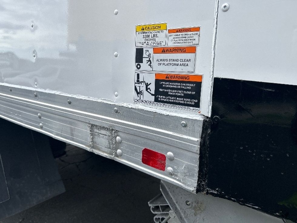 Medium Duty Box Truck-Light and Medium Duty Trucks-International-2023-MV607-La Mirada-CA-179,584\n\t\tmiles-$ 64,500 - Image 28