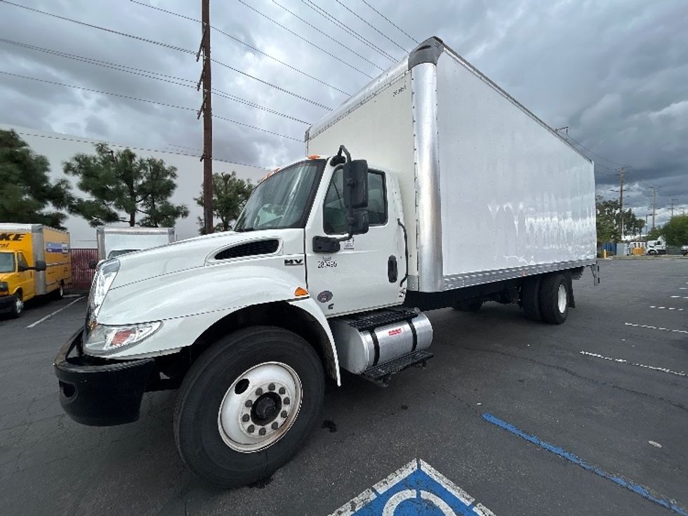 Medium Duty Box Truck-Light and Medium Duty Trucks-International-2023-MV607-La Mirada-CA-179,584\n\t\tmiles-$ 64,500 - Image 3
