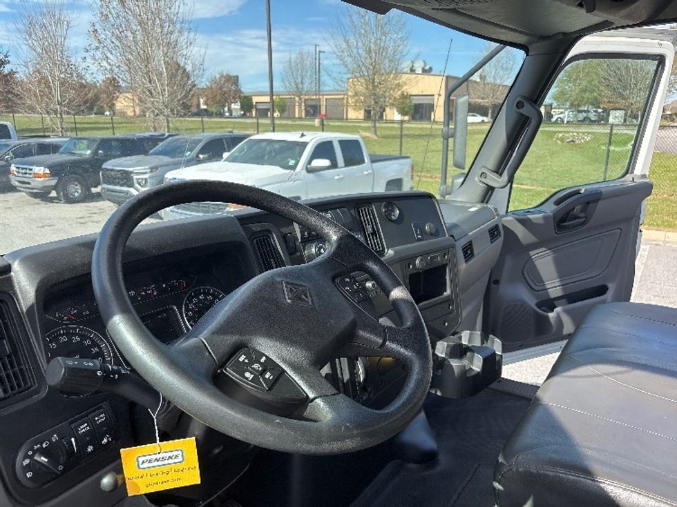 Medium Duty Box Truck-Light and Medium Duty Trucks-International-2023-MV607-Lafayette-LA-157,113\n\t\tmiles-$ 63,250 - Image 17