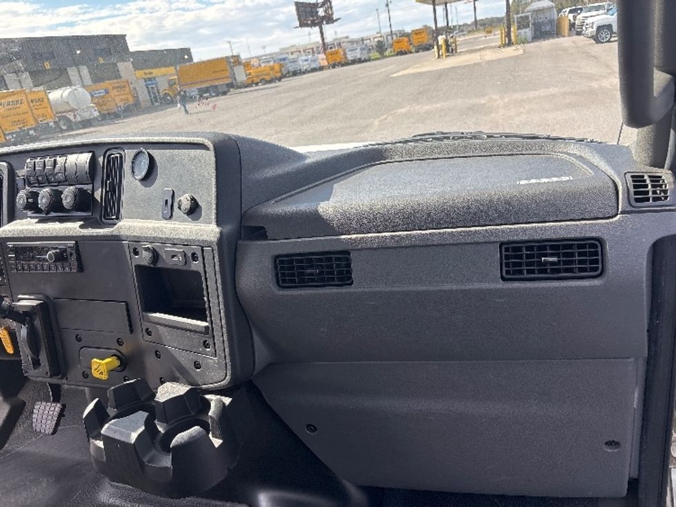 Medium Duty Box Truck-Light and Medium Duty Trucks-International-2023-MV607-Lafayette-LA-157,113\n\t\tmiles-$ 63,250 - Image 21