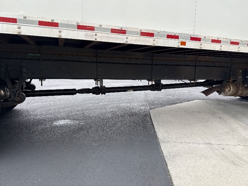 Medium Duty Box Truck-Light and Medium Duty Trucks-International-2023-MV607-Linden-NJ-217,787\n\t\tmiles-$ 52,000 - Image 14