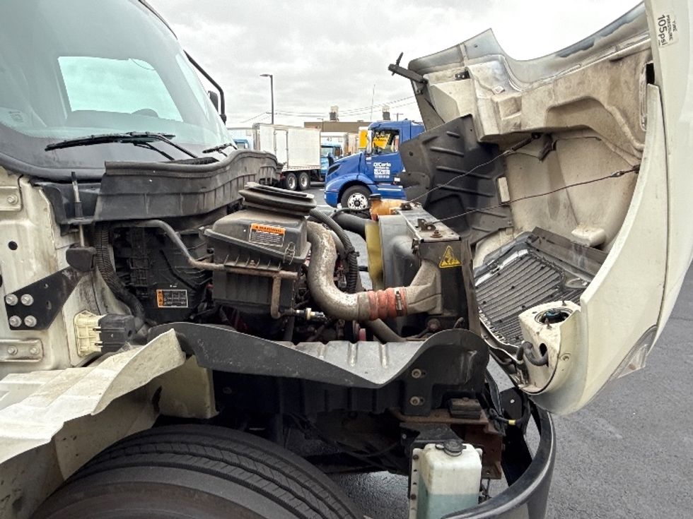 Medium Duty Box Truck-Light and Medium Duty Trucks-International-2023-MV607-Linden-NJ-217,787\n\t\tmiles-$ 52,000 - Image 23