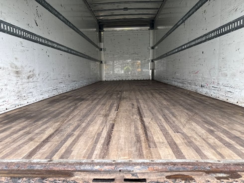 Medium Duty Box Truck-Light and Medium Duty Trucks-International-2023-MV607-Linden-NJ-217,787\n\t\tmiles-$ 52,000 - Image 8