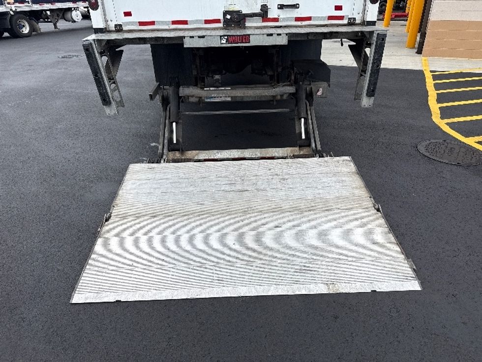 Medium Duty Box Truck-Light and Medium Duty Trucks-International-2023-MV607-Linden-NJ-217,787\n\t\tmiles-$ 52,000 - Image 9