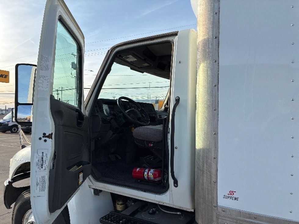 Medium Duty Box Truck-Light and Medium Duty Trucks-International-2023-MV607-Lubbock-TX-275,125\n\t\tmiles-$ 46,250 - Image 16
