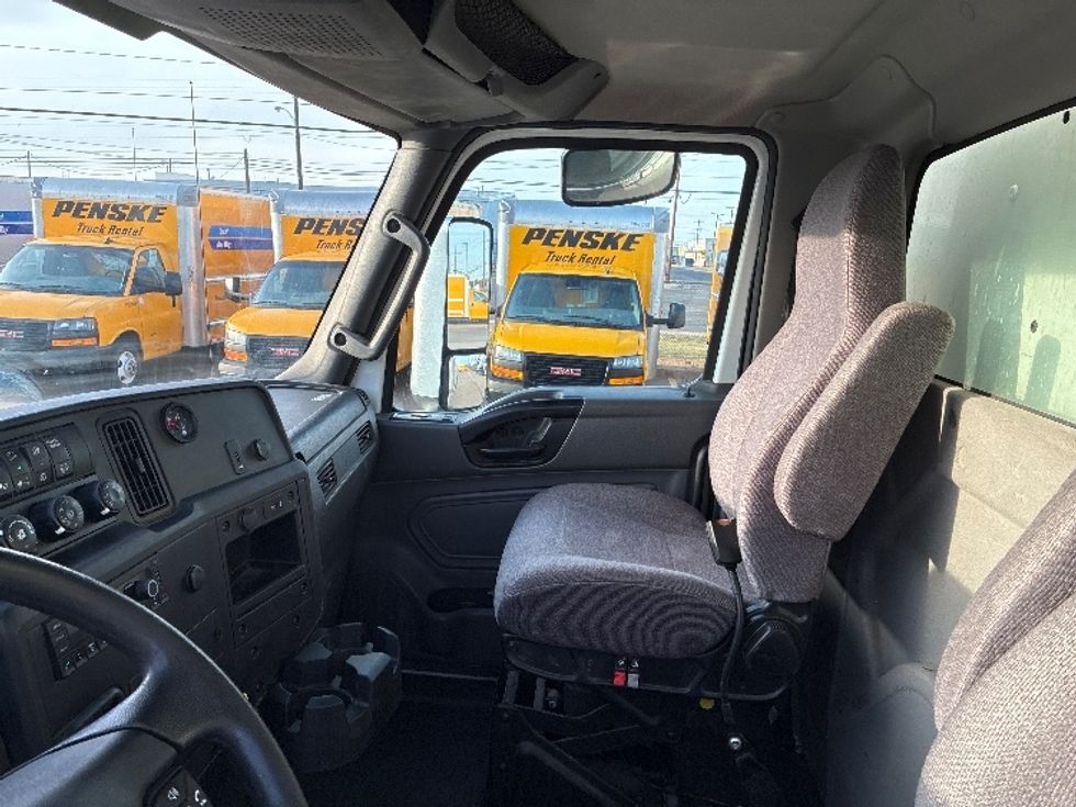 Medium Duty Box Truck-Light and Medium Duty Trucks-International-2023-MV607-Lubbock-TX-275,125\n\t\tmiles-$ 46,250 - Image 19