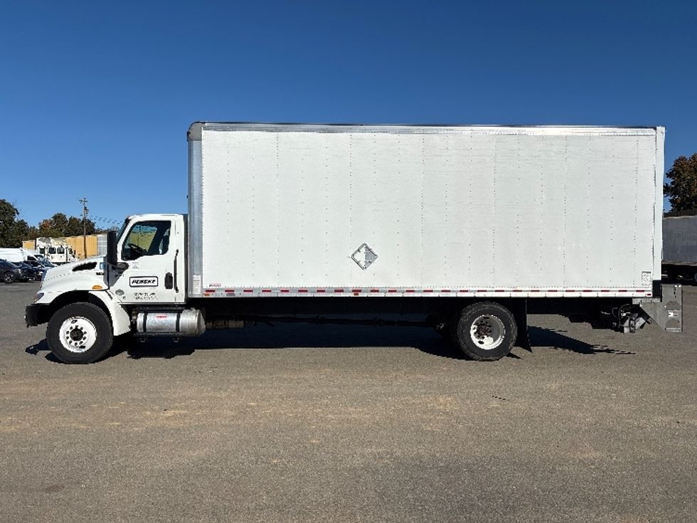 Medium Duty Box Truck-Light and Medium Duty Trucks-International-2023-MV607-Mebane-NC-158,951\n\t\tmiles-$ 60,000 - Image 4