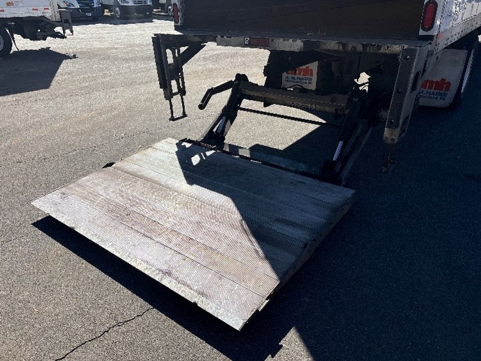 Medium Duty Box Truck-Light and Medium Duty Trucks-International-2023-MV607-Mebane-NC-413,062\n\t\tmiles-$ 29,750 - Image 9