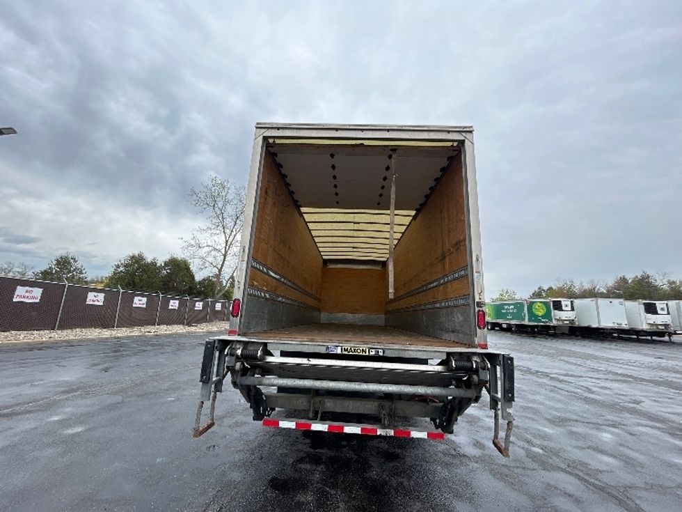 Medium Duty Box Truck-Light and Medium Duty Trucks-International-2023-MV607-Middlefield-OH-196,895\n\t\tmiles-$ 49,250 - Image 12