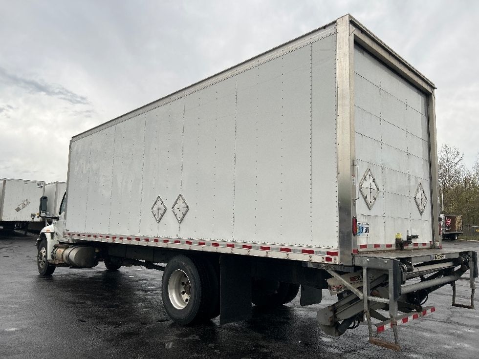 Medium Duty Box Truck-Light and Medium Duty Trucks-International-2023-MV607-Middlefield-OH-196,895\n\t\tmiles-$ 49,250 - Image 6