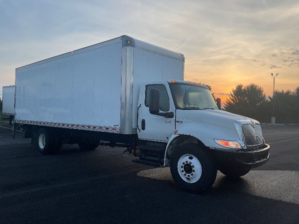 Medium Duty Box Truck-Light and Medium Duty Trucks-International-2023-MV607-Middlefield-OH-223,017\n\t\tmiles-$ 60,000 - Image 1