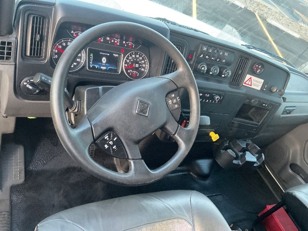 Medium Duty Box Truck-Light and Medium Duty Trucks-International-2023-MV607-Middlefield-OH-223,017\n\t\tmiles-$ 60,000 - Image 17