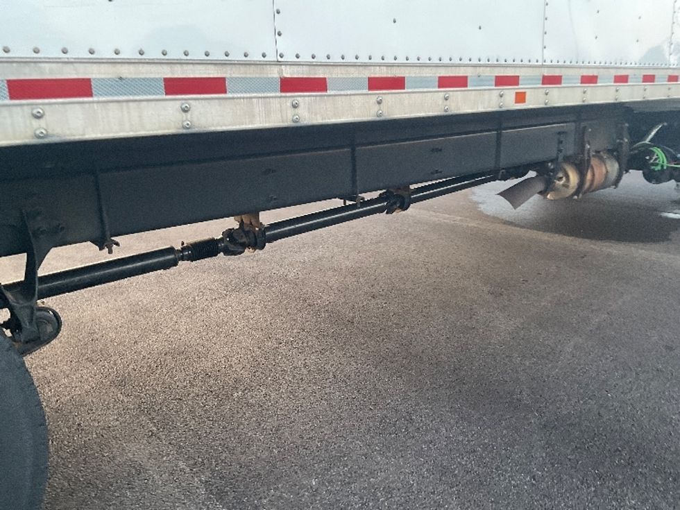 Medium Duty Box Truck-Light and Medium Duty Trucks-International-2023-MV607-Middlefield-OH-223,017\n\t\tmiles-$ 60,000 - Image 14