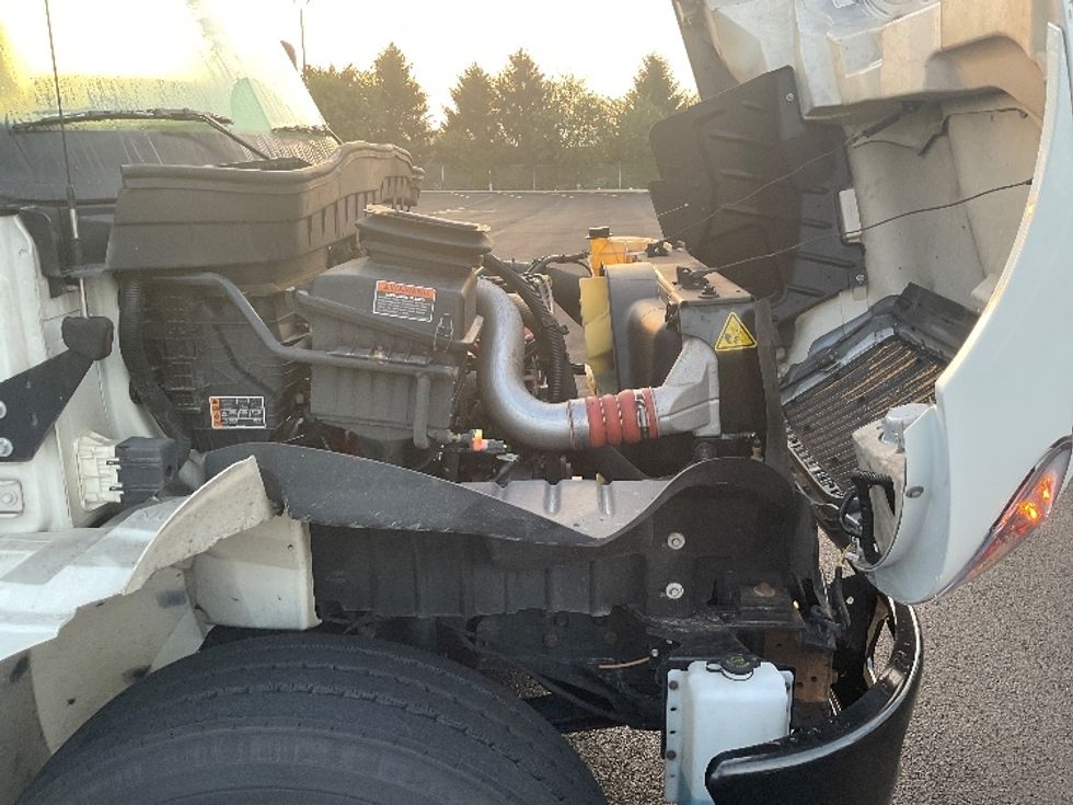Medium Duty Box Truck-Light and Medium Duty Trucks-International-2023-MV607-Middlefield-OH-223,017\n\t\tmiles-$ 60,000 - Image 23