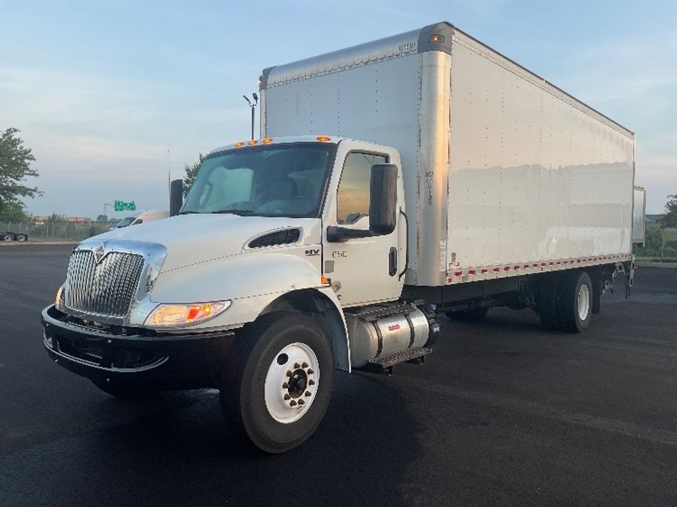 Medium Duty Box Truck-Light and Medium Duty Trucks-International-2023-MV607-Middlefield-OH-223,017\n\t\tmiles-$ 60,000 - Image 3