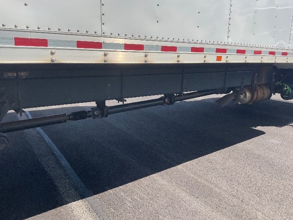 Medium Duty Box Truck-Light and Medium Duty Trucks-International-2023-MV607-Middlefield-OH-236,407\n\t\tmiles-$ 47,750 - Image 13