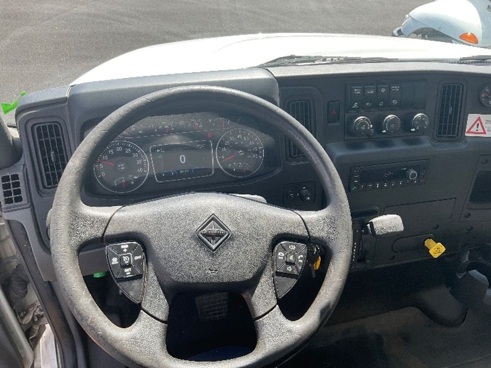 Medium Duty Box Truck-Light and Medium Duty Trucks-International-2023-MV607-Middlefield-OH-236,407\n\t\tmiles-$ 47,750 - Image 17