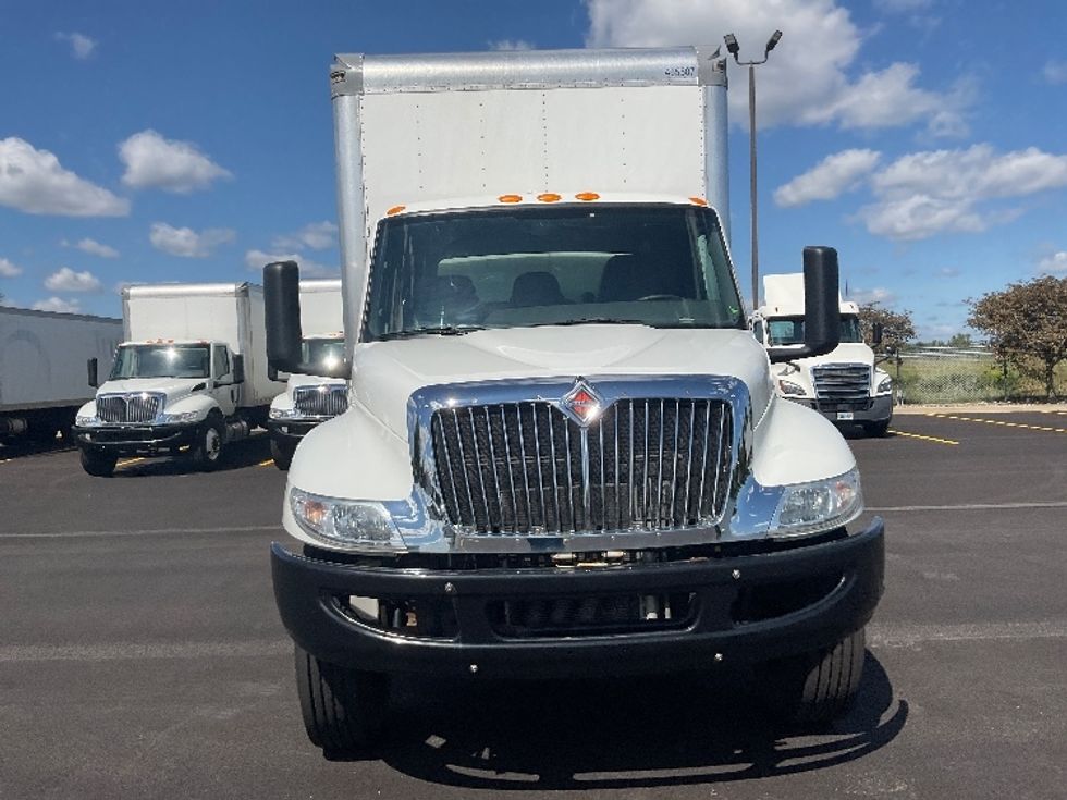 Medium Duty Box Truck-Light and Medium Duty Trucks-International-2023-MV607-Middlefield-OH-236,407\n\t\tmiles-$ 47,750 - Image 2