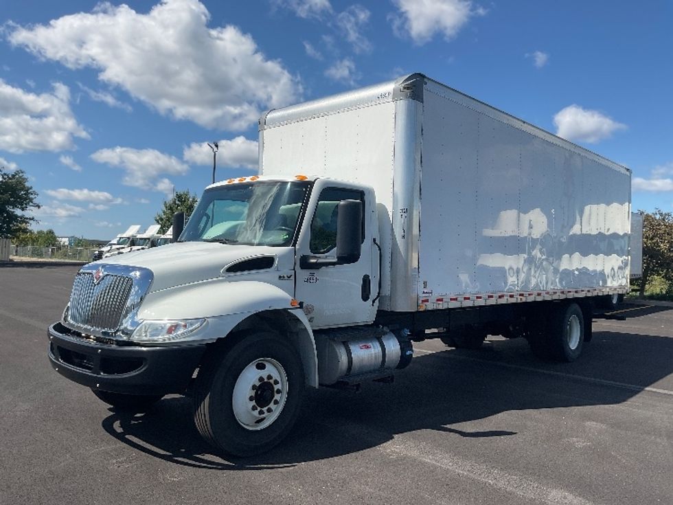 Medium Duty Box Truck-Light and Medium Duty Trucks-International-2023-MV607-Middlefield-OH-236,407\n\t\tmiles-$ 47,750 - Image 3