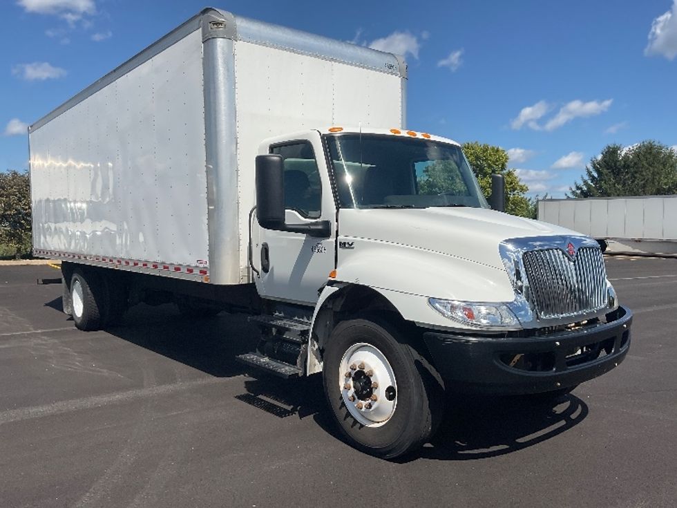 Medium Duty Box Truck-Light and Medium Duty Trucks-International-2023-MV607-Middlefield-OH-251,099\n\t\tmiles-$ 47,750 - Image 1