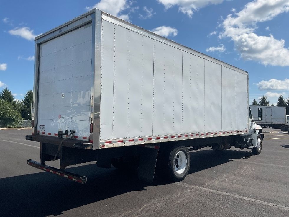 Medium Duty Box Truck-Light and Medium Duty Trucks-International-2023-MV607-Middlefield-OH-251,099\n\t\tmiles-$ 47,750 - Image 12