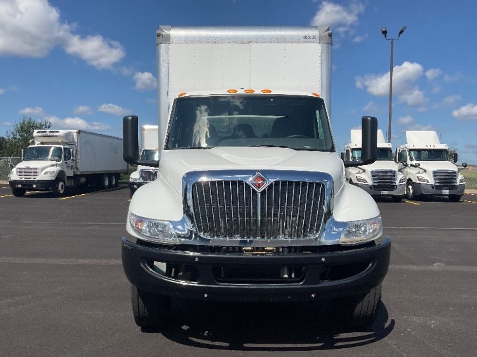 Medium Duty Box Truck-Light and Medium Duty Trucks-International-2023-MV607-Middlefield-OH-251,099\n\t\tmiles-$ 47,750 - Image 2