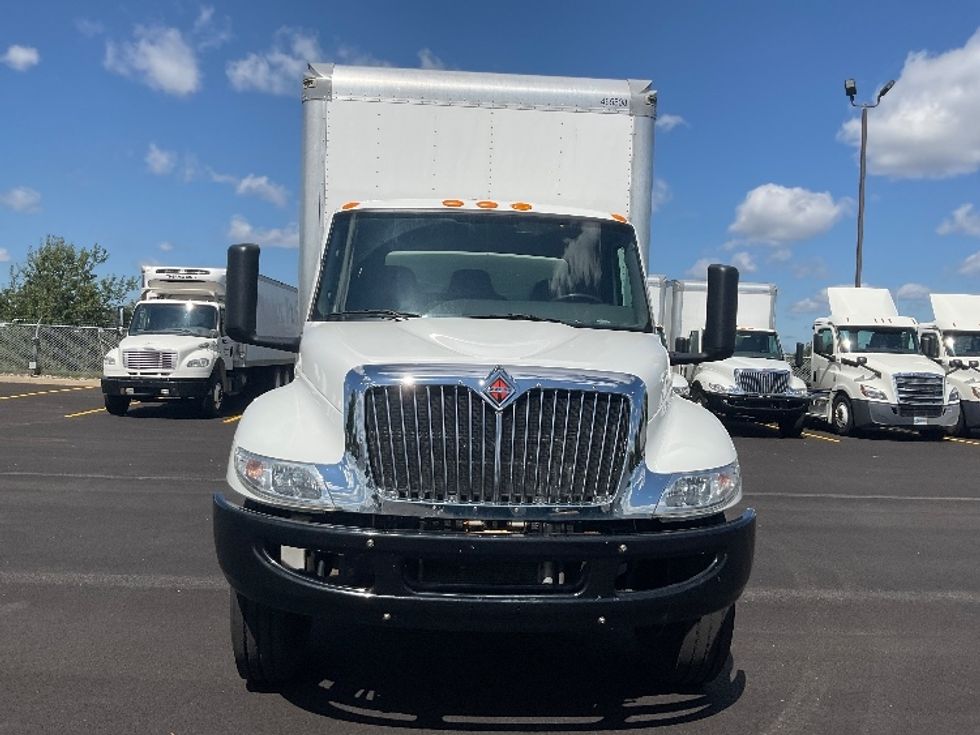 Medium Duty Box Truck-Light and Medium Duty Trucks-International-2023-MV607-Middlefield-OH-254,358\n\t\tmiles-$ 47,250 - Image 2