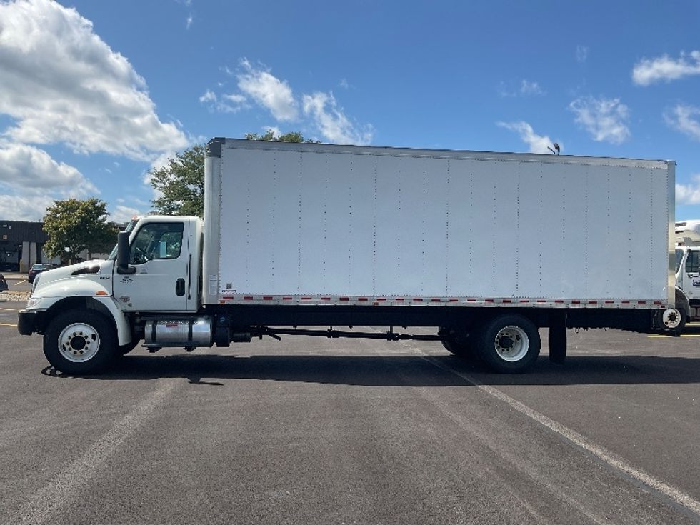Medium Duty Box Truck-Light and Medium Duty Trucks-International-2023-MV607-Middlefield-OH-254,358\n\t\tmiles-$ 47,250 - Image 4