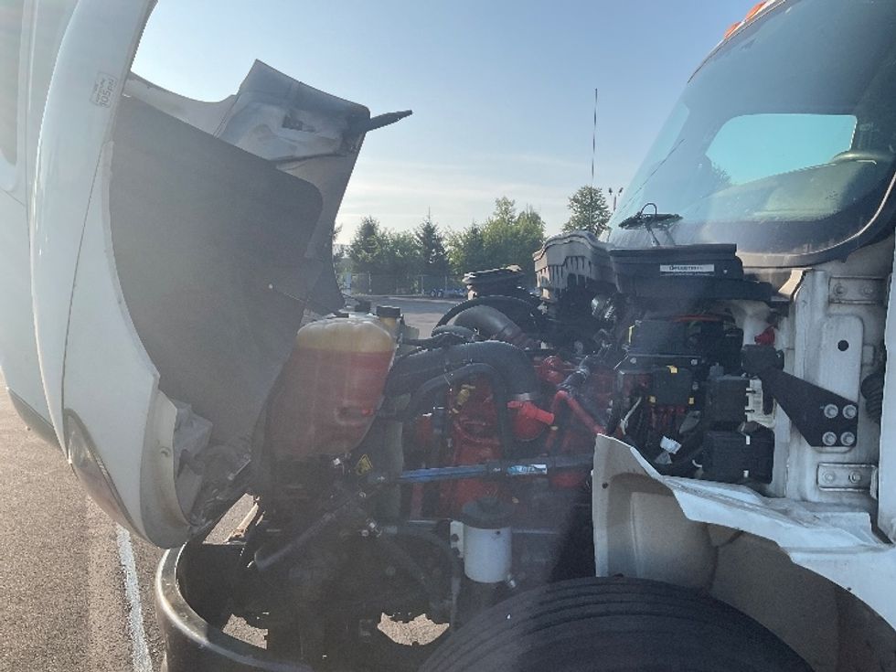 Medium Duty Box Truck-Light and Medium Duty Trucks-International-2023-MV607-Middlefield-OH-263,259\n\t\tmiles-$ 46,000 - Image 23