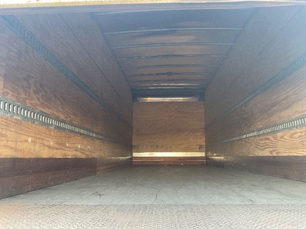 Medium Duty Box Truck-Light and Medium Duty Trucks-International-2023-MV607-Middlefield-OH-263,259\n\t\tmiles-$ 46,000 - Image 8
