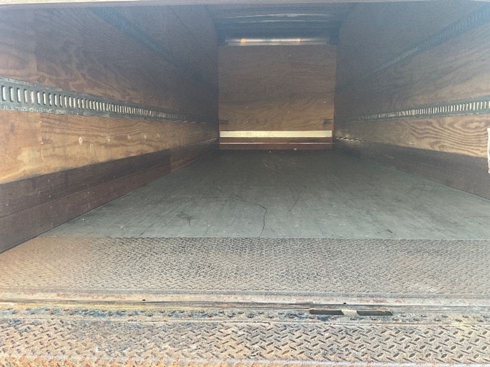 Medium Duty Box Truck-Light and Medium Duty Trucks-International-2023-MV607-Middlefield-OH-263,259\n\t\tmiles-$ 46,000 - Image 9