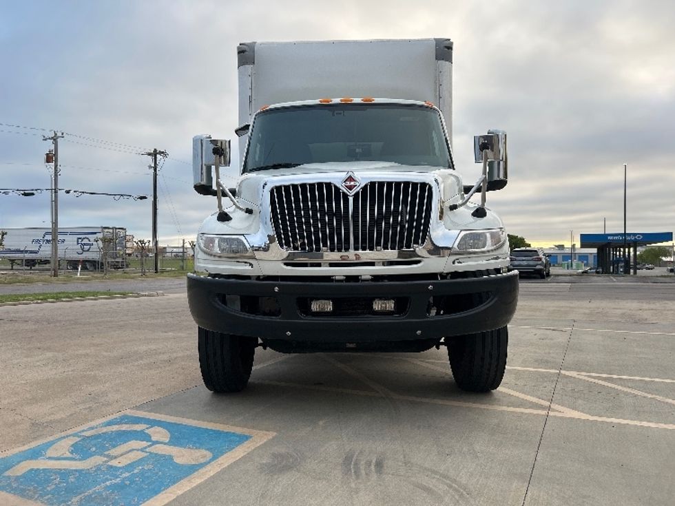 Medium Duty Box Truck-Light and Medium Duty Trucks-International-2023-MV607-Oklahoma City-OK-270,240\n\t\tmiles-$ 46,000 - Image 2