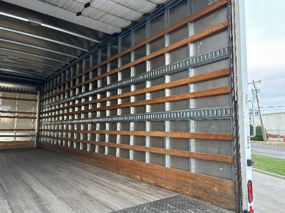 Medium Duty Box Truck-Light and Medium Duty Trucks-International-2023-MV607-Oklahoma City-OK-270,240\n\t\tmiles-$ 46,000 - Image 12