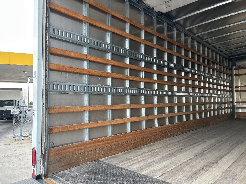 Medium Duty Box Truck-Light and Medium Duty Trucks-International-2023-MV607-Oklahoma City-OK-270,240\n\t\tmiles-$ 46,000 - Image 11