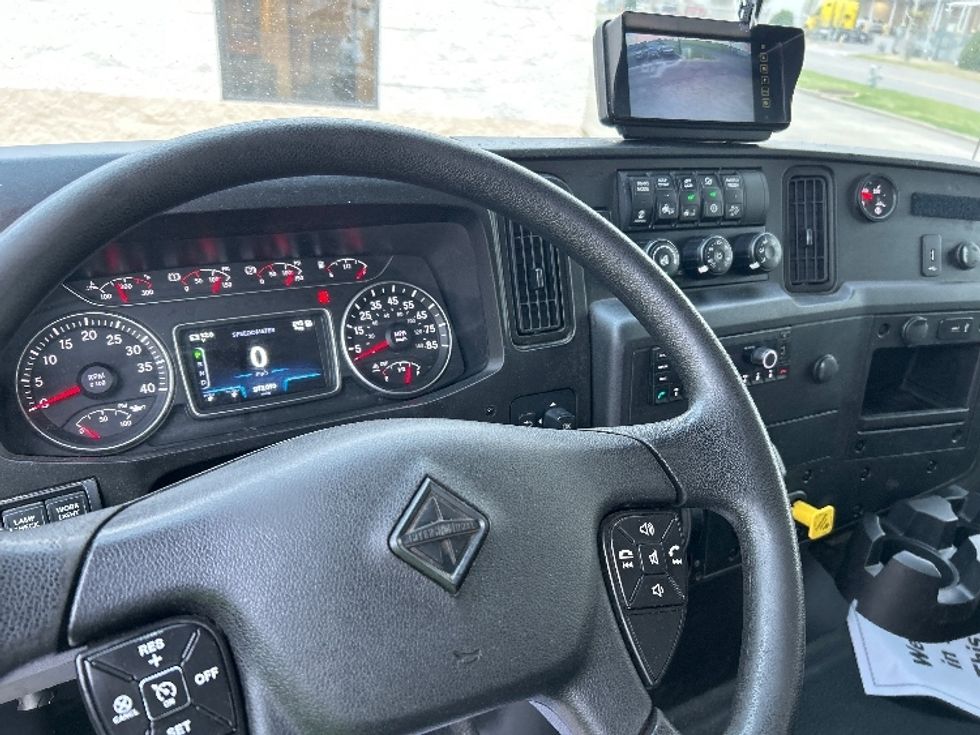 Medium Duty Box Truck-Light and Medium Duty Trucks-International-2023-MV607-Oklahoma City-OK-270,240\n\t\tmiles-$ 46,000 - Image 18