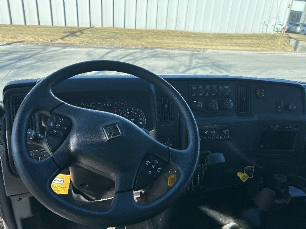 Medium Duty Box Truck-Light and Medium Duty Trucks-International-2023-MV607-Omaha-NE-35,919\n\t\tmiles-$ 80,500 - Image 17