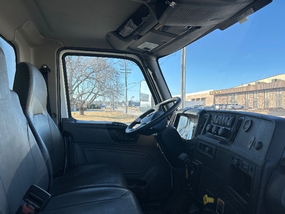 Medium Duty Box Truck-Light and Medium Duty Trucks-International-2023-MV607-Omaha-NE-35,919\n\t\tmiles-$ 80,500 - Image 21
