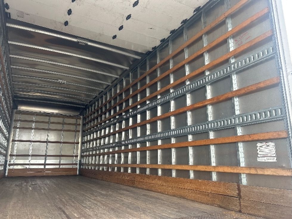 Medium Duty Box Truck-Light and Medium Duty Trucks-International-2023-MV607-Orlando-FL-9,477\n\t\tmiles-$ 87,500 - Image 12