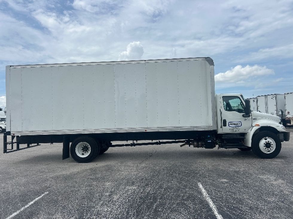 Medium Duty Box Truck-Light and Medium Duty Trucks-International-2023-MV607-Orlando-FL-9,477\n\t\tmiles-$ 87,500 - Image 15